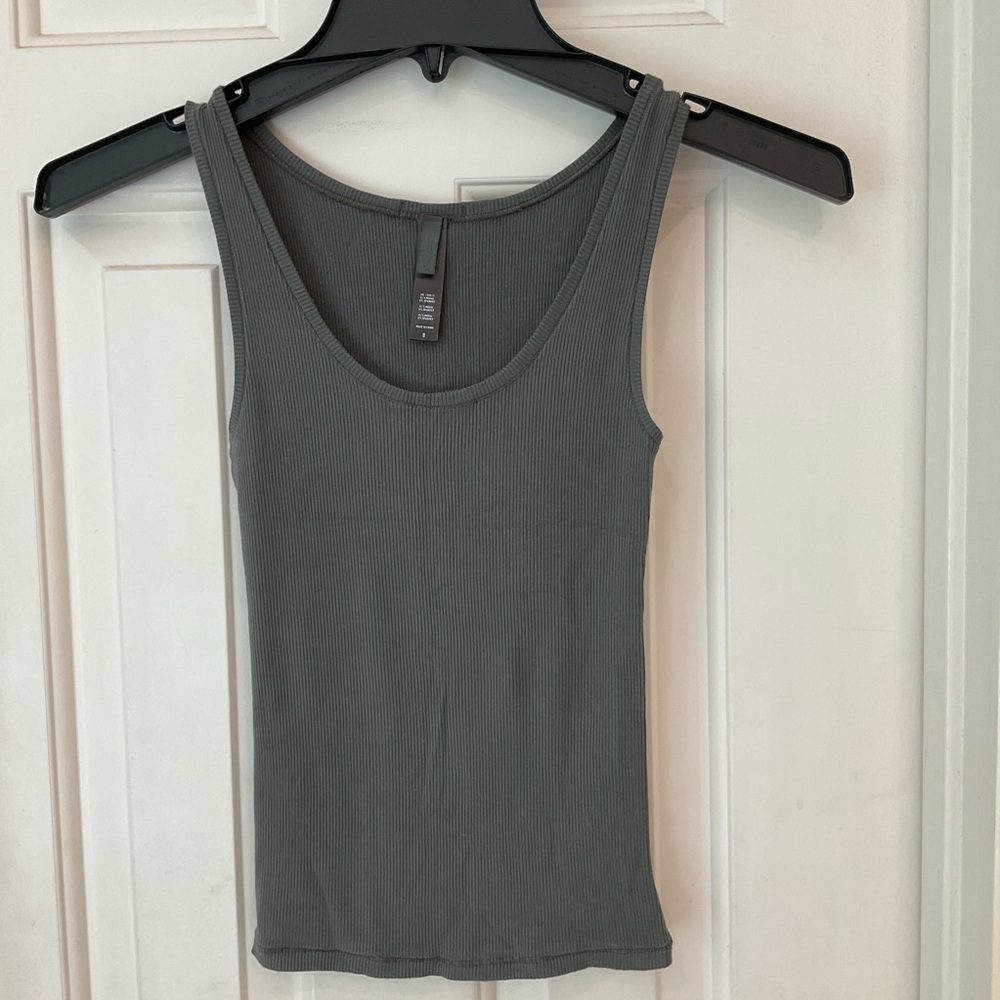 Skims Cotton Ribbed Top and Leggings, Gray, Fading of the leggings, Sz S - Picture 9 of 16